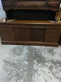 office credenza, 6 drawers, 2 sliding doors with 2 shelves