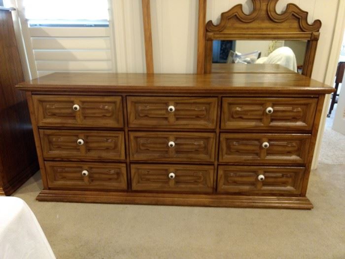 Bassett Furniture Triple Dresser with Mirror Mid Century Solid Wood 