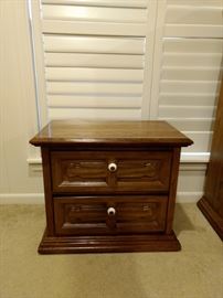 Bassett Furniture Mid Century 2 drawer bedside table chest 