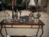 Sofa table, decorative accessories.