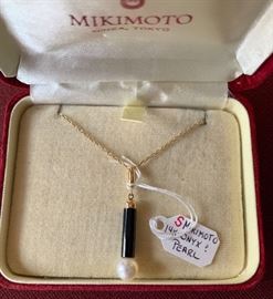 Mikimoto Pearl with Onyx and 14k Gold