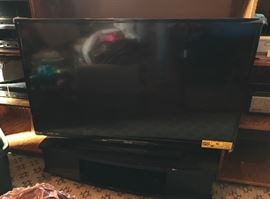 43" Phillips flat screen TV... almost new!