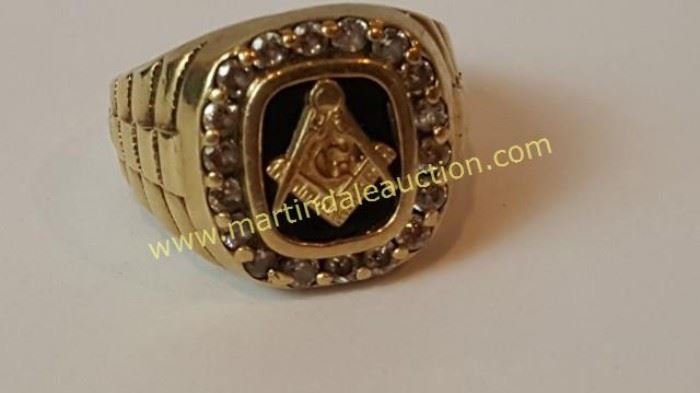 10k gold Masonic ring