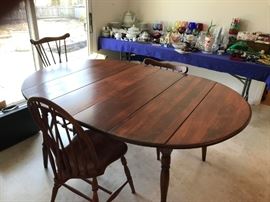 Table - Chairs- 2 Leaves