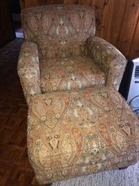 Very nice Thomasville accent chair with matching ottoman. (There are a pair of these chairs) 