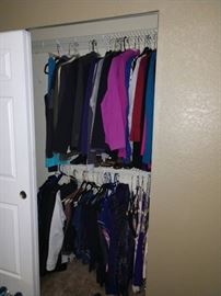 3rd Bedroom Center: Clothes