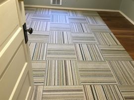 Flor tile area rug assembled (36, 12x20 in tiles) Assembled size is11ft 6in x 8ft 2-1/2in