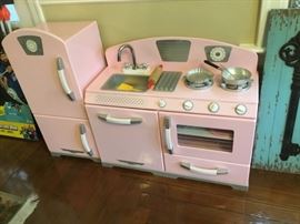 Kid Kraft Retro Refrigerator and Stove  (pink)