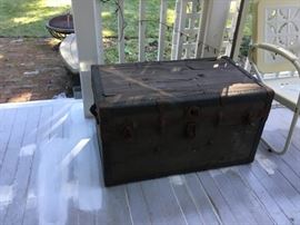 Steamer trunk (Boise Trunk Factory)