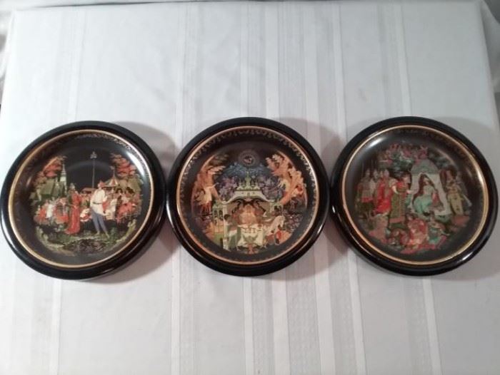 Bradford Exchange Decorative Plates