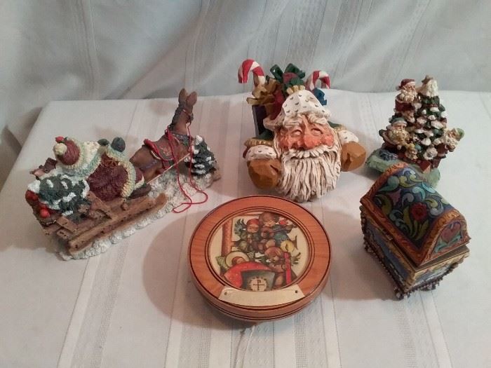 Christmas Shelf Decorations