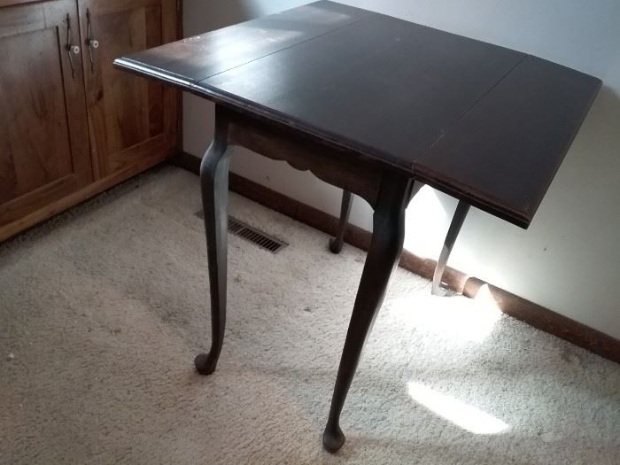 Drop Leaf Table
