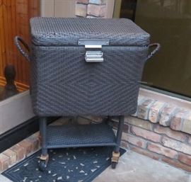 Ice chest