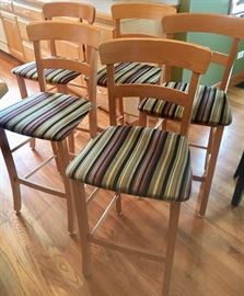 5 Counter Height Upholstered Seat stools