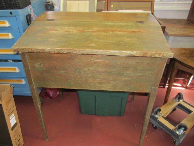 Georgia slant top desk traces of green