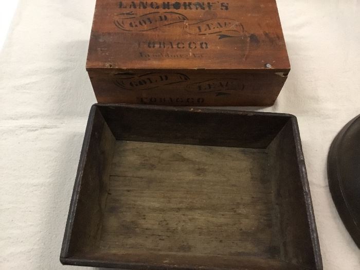 Tobacco box and wood tray