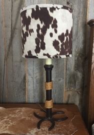 Cowhide lamp shade and lamp