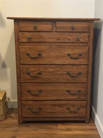 Lexington highboy solid oak dresser (matches bed and long dresser)