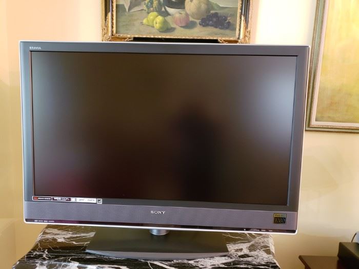 Sony Bravia HD Flatscreen TV 1080