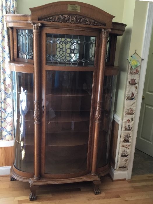 Tiger Oak Breakfront Glass China Cabinet with leaded glass early 1900’s with original Key and Casters. This Heirloom Piece is from the  Newell/Oehmig/Stone Family of Chattanooga.