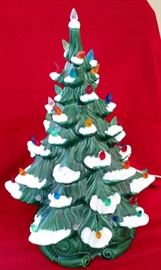  

Lighted Ceramic Christmas Tree