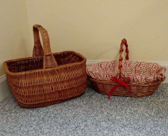 Pretty Woven Baskets