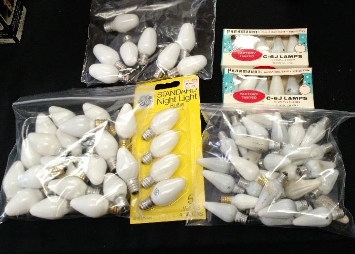 Large Assortment of Candle and Night Light Bulbs
