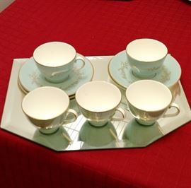 Royal Doulton Melrose Pattern 10 piece Tea Cups and Saucers