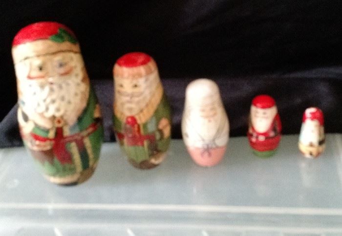 Set of 5 Vintage  Old World Santa Nesting Dolls