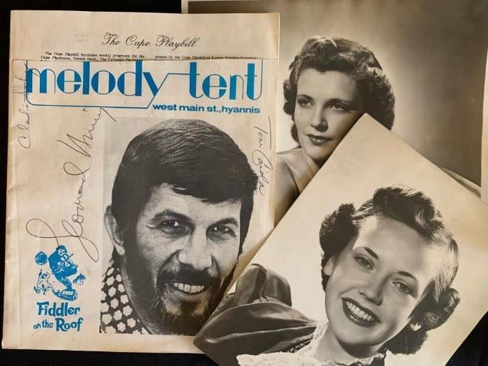 Leonard Nimoy, Autograph