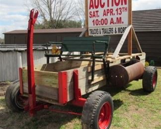 14' International 315 Wagon