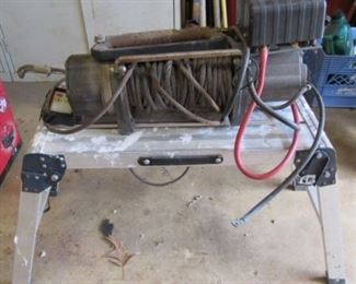 8,000 lb. Winch w/Wireless Remote