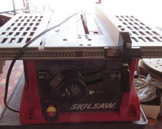 Skilsaw Table Saw