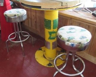 John Deere Table & Stools