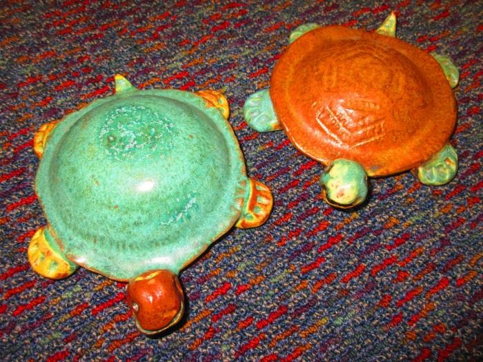 Studio pottery turtles