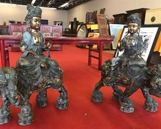 Pair of bronze Buddhism statues. 