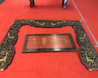 wood carving from bed.