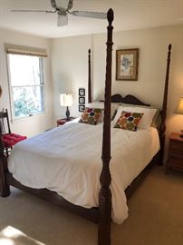 Henredon four poster bed