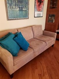 Two matching high quality sofas