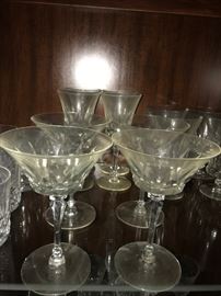 #21	crystal 4 sherbet glasses 	 $20.00 
