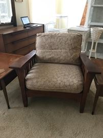 #53	Ethan Allen wood chair w cushion 34x33x30	 $100.00 
