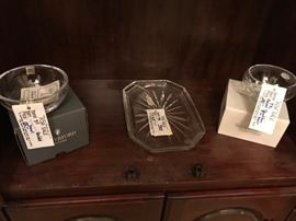 #71	waterford salad bowl contents w tree on side 	 $15.00 
#72	Royal Daulton Cristal 5 in small bowl park place	 $20.00 
#73	waterford tray 	 $25.00 
