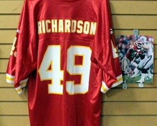 Tony Richardson Kansas City Chiefs Football Jersey Size Large And Authentic Autographed Photo With COA 8" x 10"