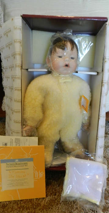 Ashton Drake Gallery Dolls ~ Collectible