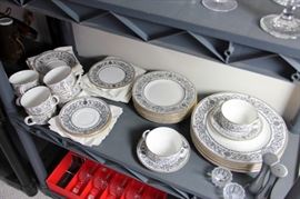 56 pcs. Padua by Royal Worcester