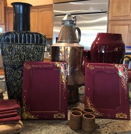 Copper Samovar (boiling teas) (CENTER)