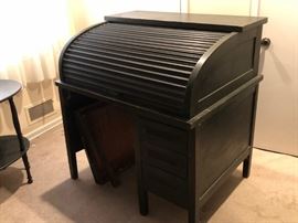 Beautiful Antique Roll Top Desk, Original Stain