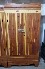 Solid Cedar Wardrobe Storage Cabinet Armoire