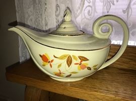 Autumn Leaf tea pot