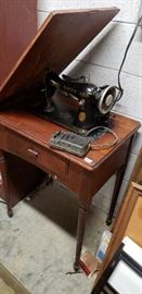 working Singer sewing Machine